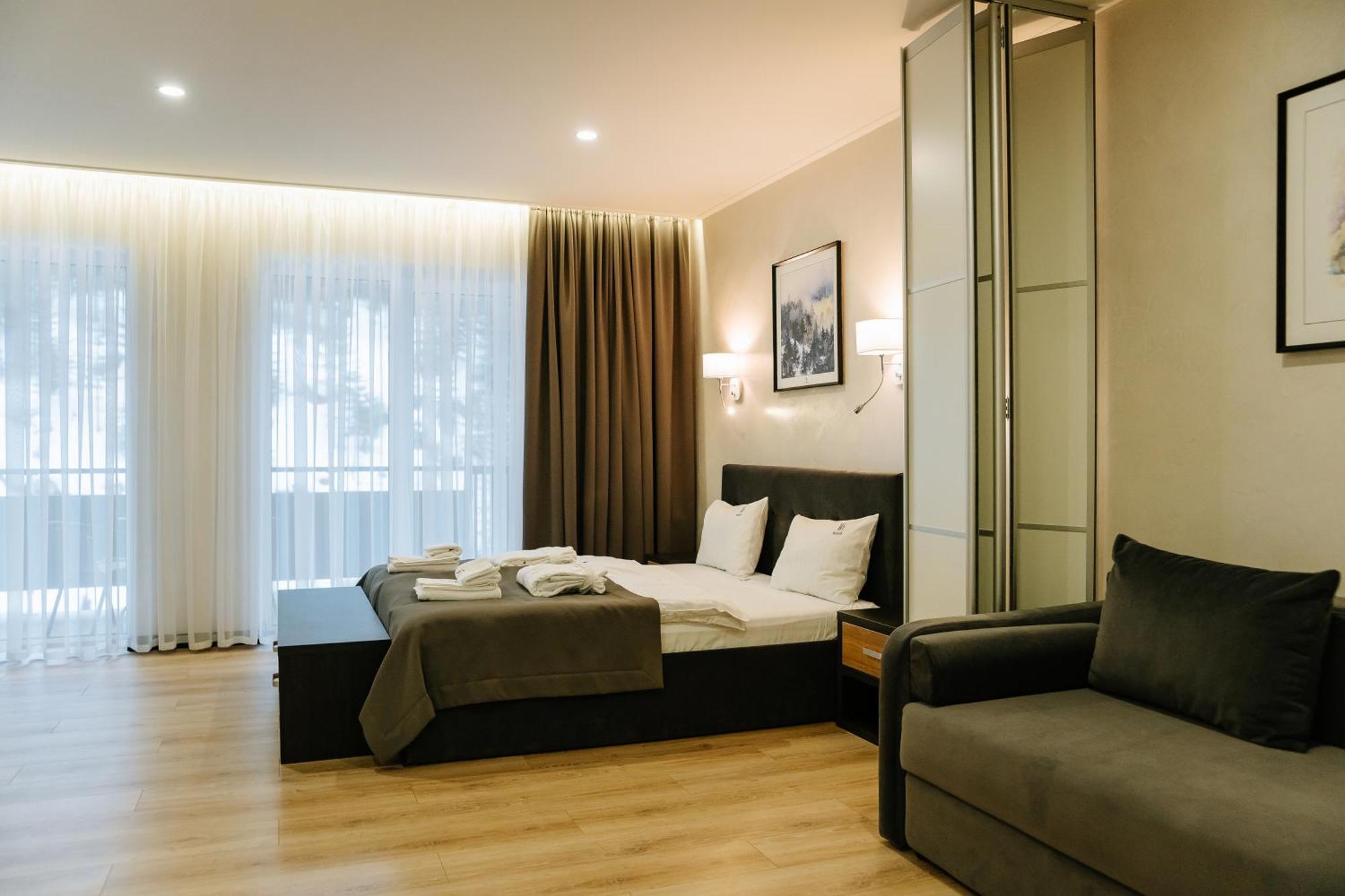 Westhills Cottage Town & Spa Буковел Екстериор снимка