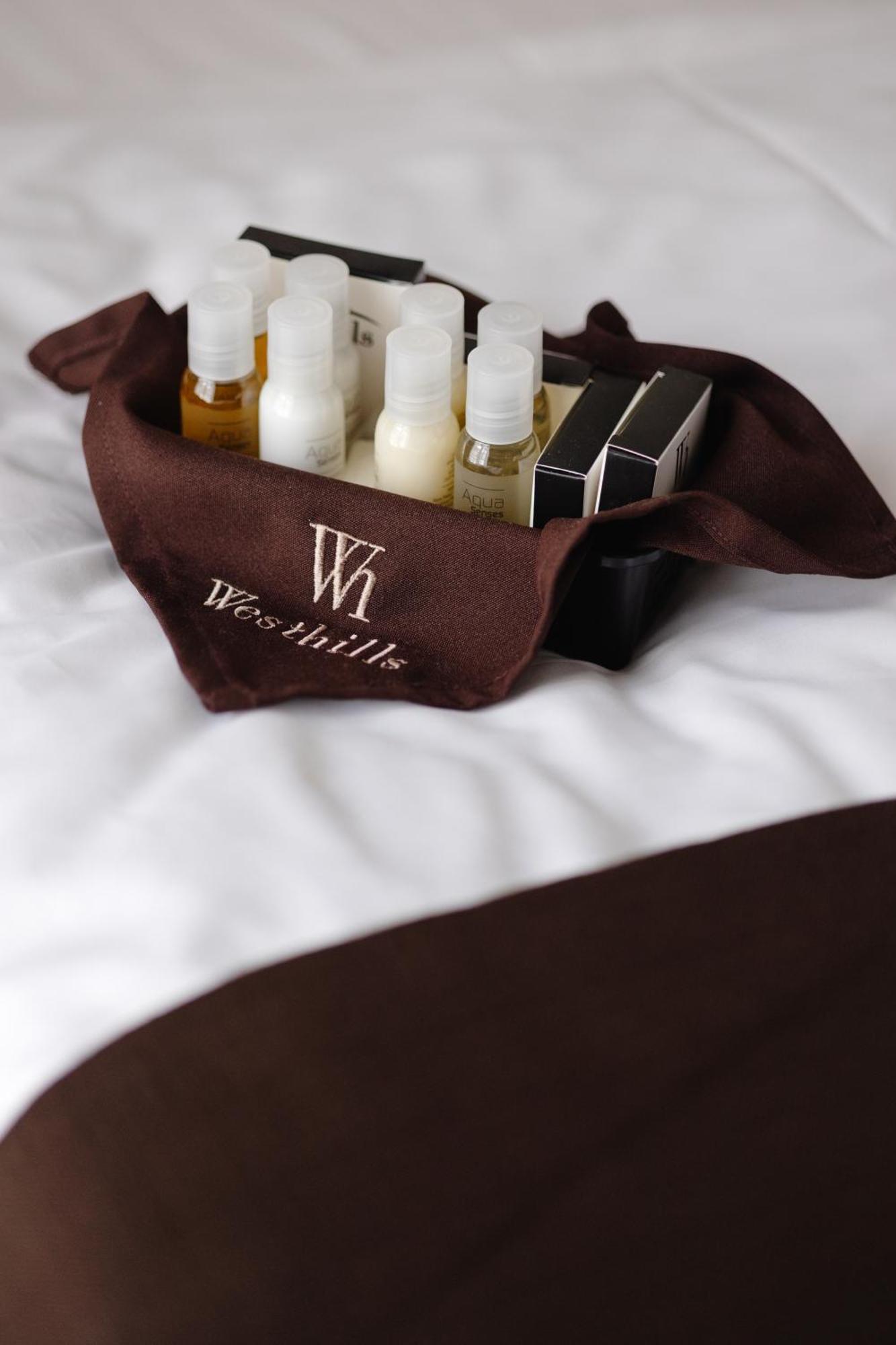 Westhills Cottage Town & Spa Буковел Екстериор снимка