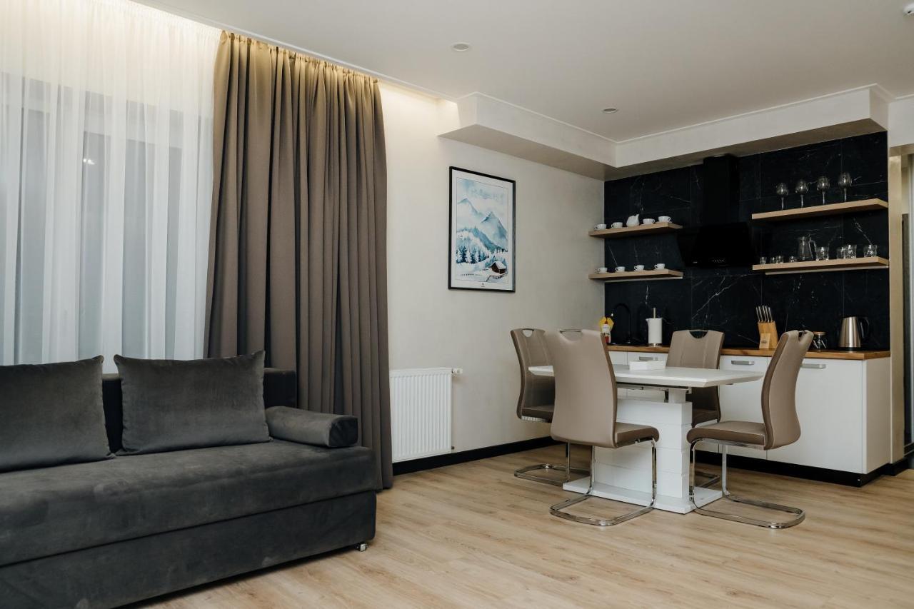Westhills Cottage Town & Spa Буковел Екстериор снимка